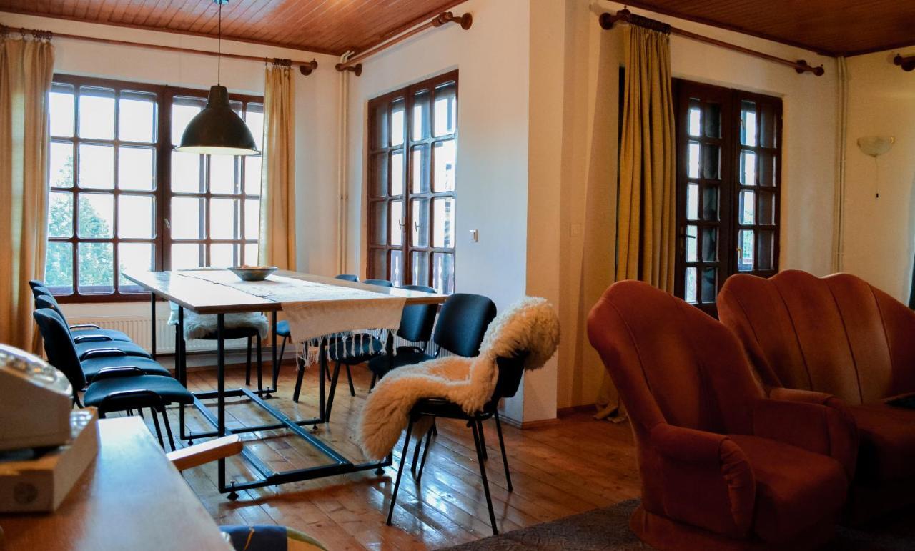 Grandpa'S Hidden Crib, 6 Bedroom, Pet Friendly Sinaia Exterior photo