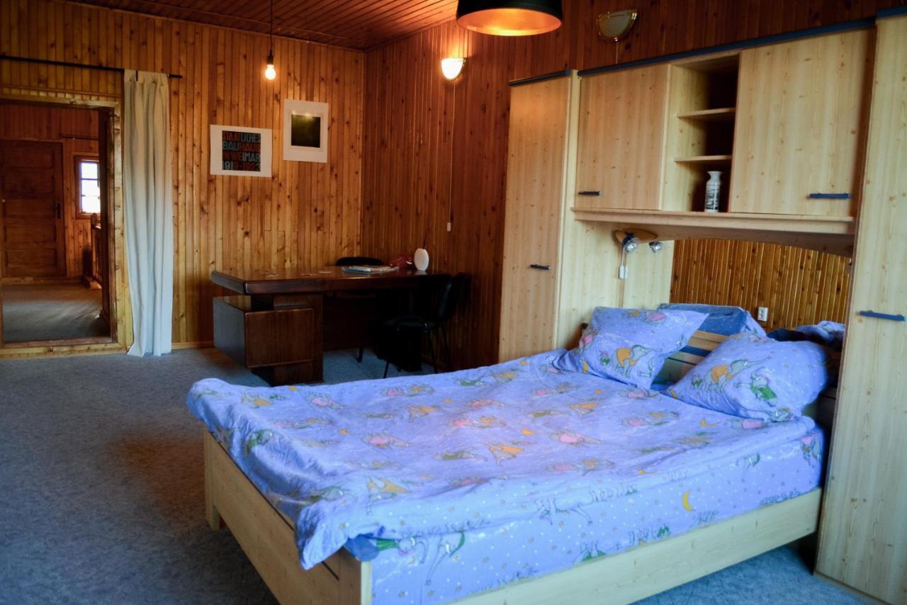 Grandpa'S Hidden Crib, 6 Bedroom, Pet Friendly Sinaia Exterior photo