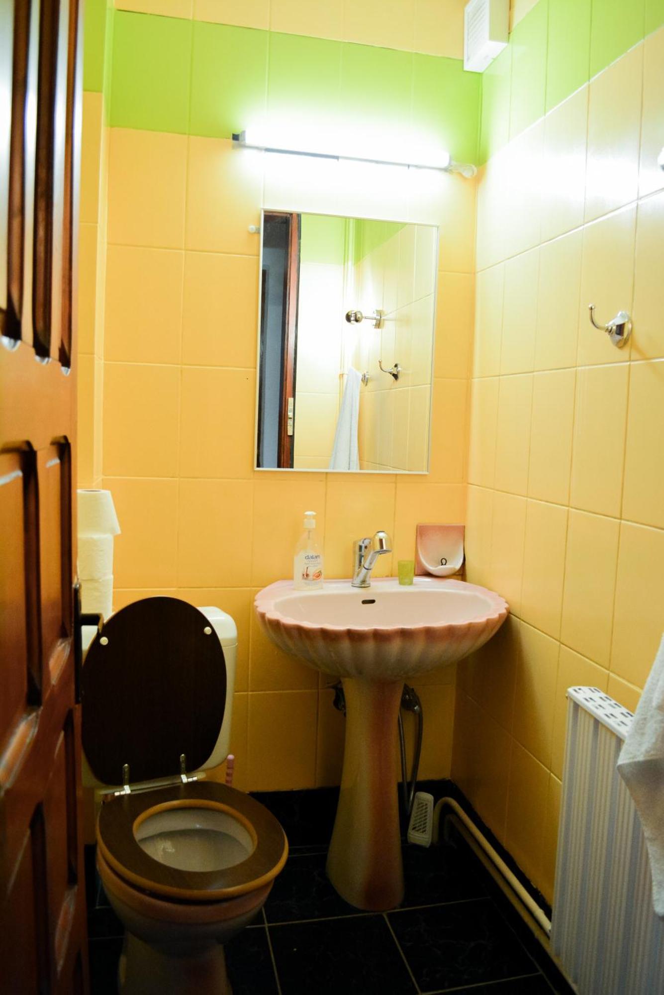 Grandpa'S Hidden Crib, 6 Bedroom, Pet Friendly Sinaia Exterior photo